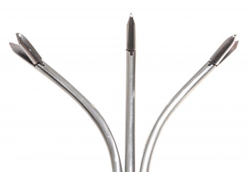 Set Forceps for displace, in case